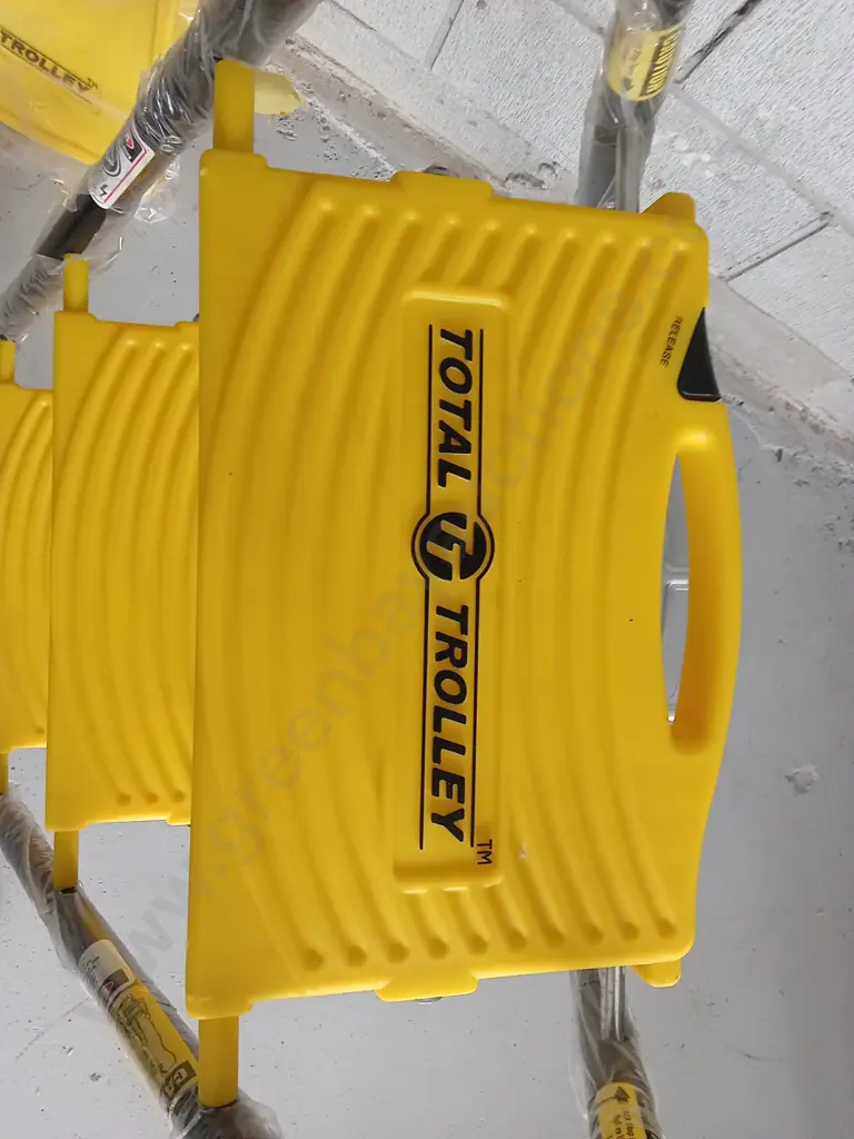 BRAND NEW TOTAL TROLLEY STEP LADDER Image 1++