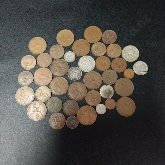 COLLECTION OF VINTAGE NEW ZEALAND COINS EARLIEST DATE 1913