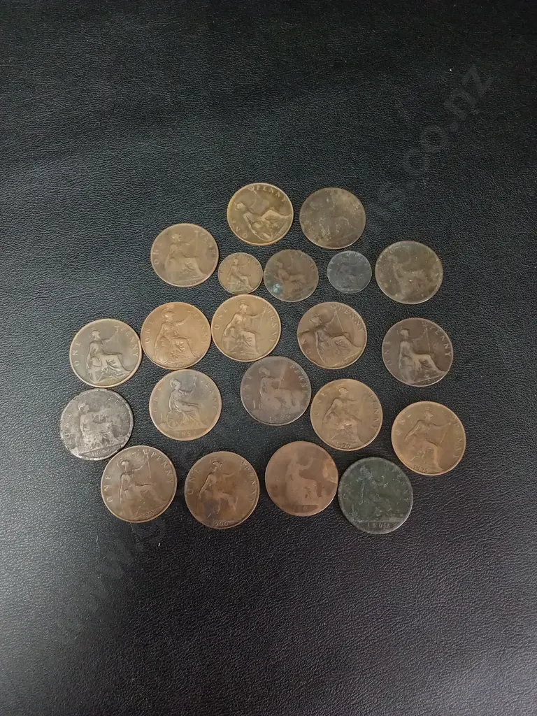 COLLECTION OF VINTAGE COINS, EARLIEST DATE 1860 Image 1++