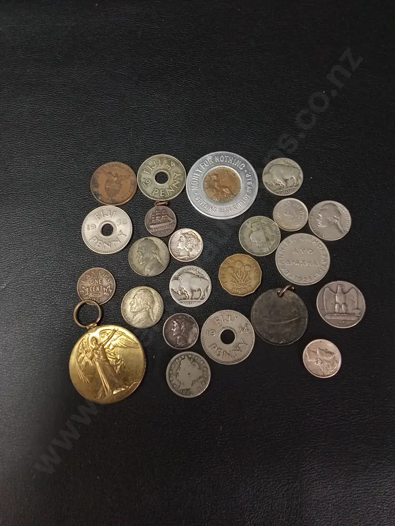 COLLECTION OF VINTAGE COINS, EARLIEST DATE 1883 Image 1++