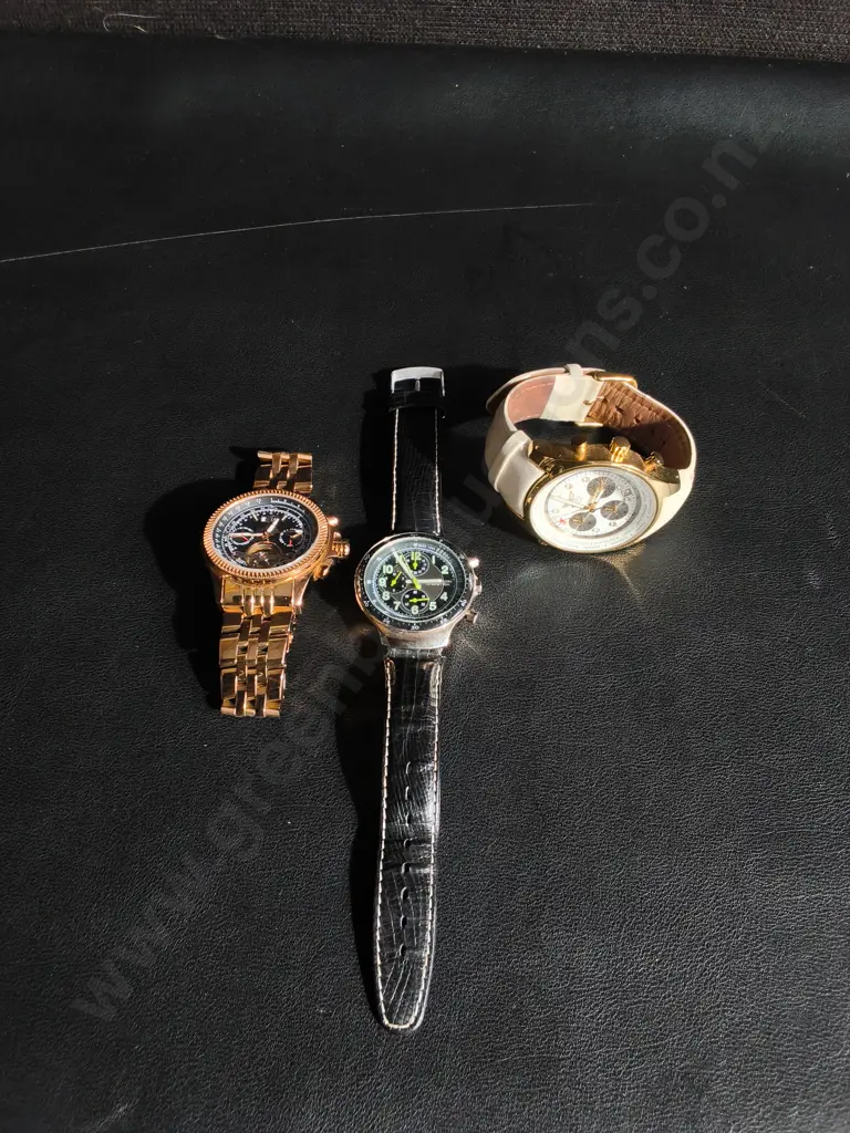 3 WATCHES Image 1++