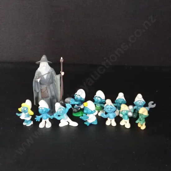 11 VINTAGE SMURFS TALLEST H4CM AND GANDALF H10CM
