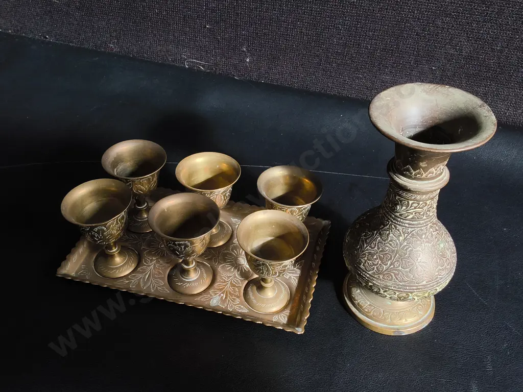 VINTAGE ETCHED BRASS DECANTER AND GOBLET SET WITH TRAY, TALLEST H 16 CM Image 1++