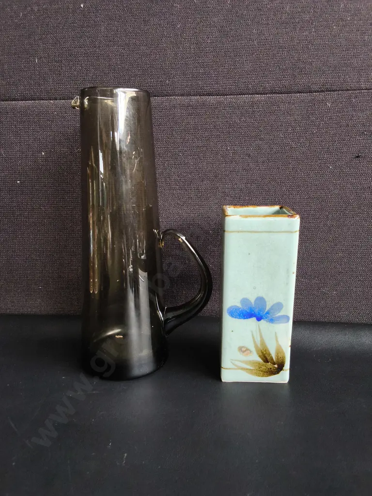 CERAMIC VASE AND GLASS PITCHER, TALLEST H 30 CM Image 1++