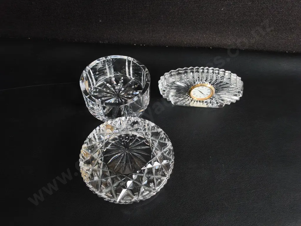 VINTAGE STAIGER MINIATURE CLOCK AND HERITAGE IRISH CRYSTAL VANITY JAR, WIDEST W 11.5 CM Image 1++