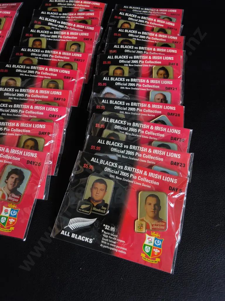 COLLECTION OF 2005 ALL BLACKS VS. BRITISH AND IRISH LIONS PIN BADGES, SEALED Image 1++