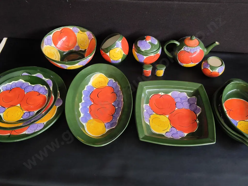VINTAGE PETRA CERAMICS "EDEN" PATTERN TABLEWARE SET, 16 PIECES, WIDEST DIA 42 CM Image 1++