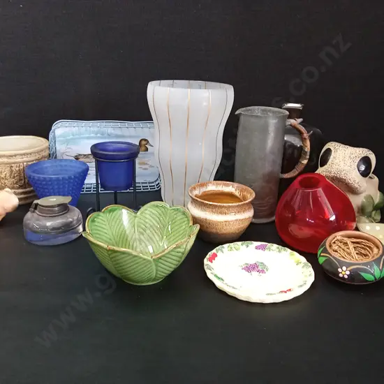 COLLECTION OF HOME DECOR TALLEST H19CM