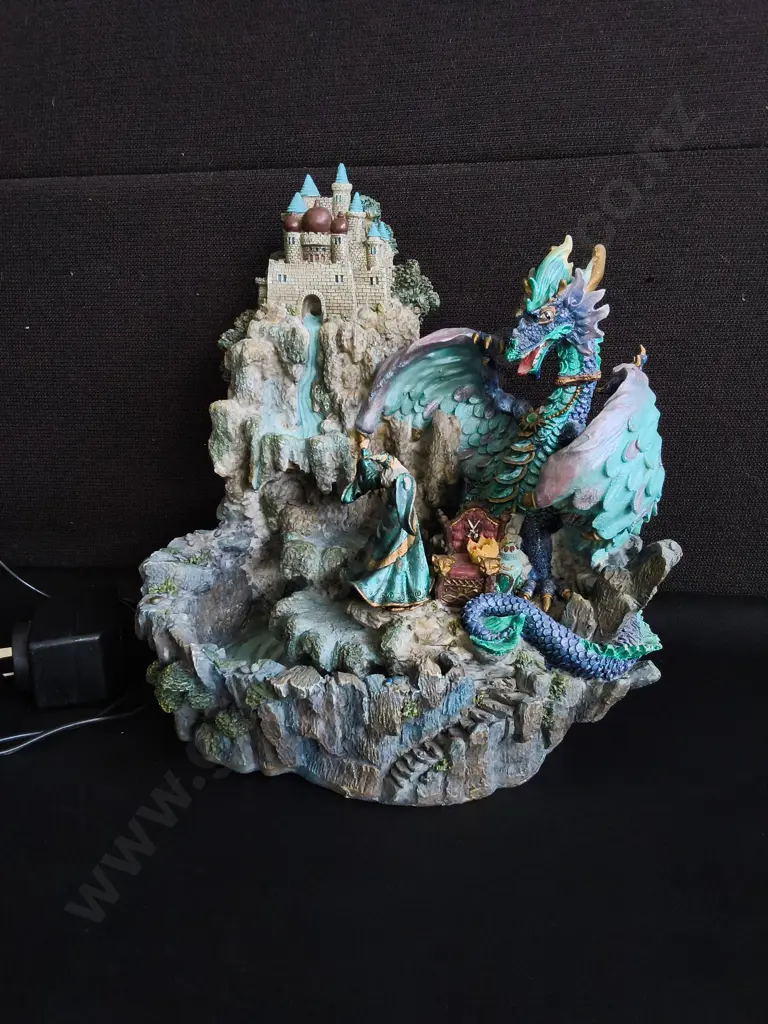 DECORATIVE FANTASY RESIN WATER FEATURE, DRAGON AND CASTLE, WORKING, DAMAGE PICTURED, H 29 CM Image 1++