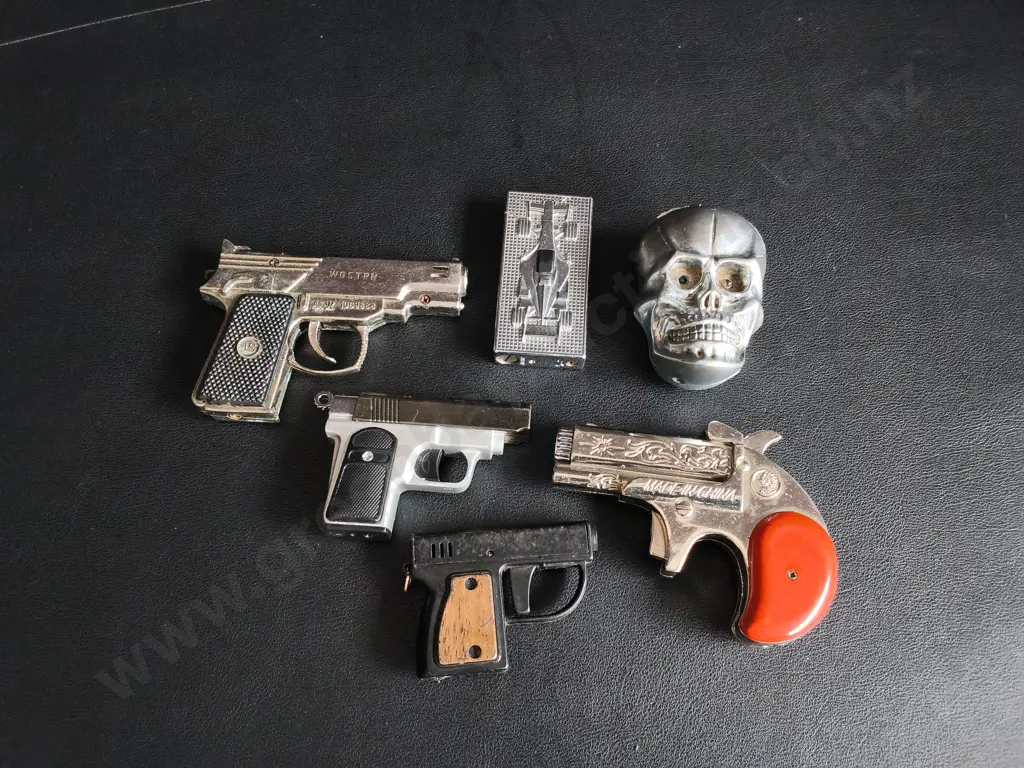 COLLECTION OF NOVELTY LIGHTERS, 6 PIECES, UNTESTED Image 1++