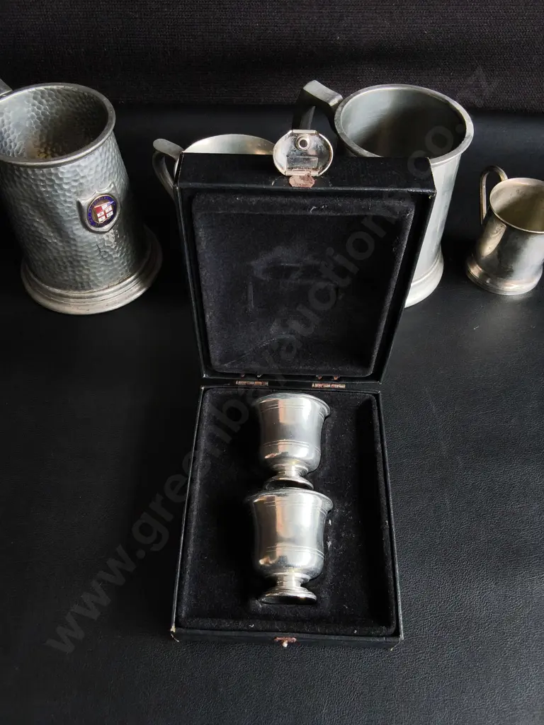 VINTAGE PEWTER DRINKING VESSELS, INCLUDING BIXED SCOTIA BROS MINIATURE VESSELS, 6 PIECES, TALLEST H 12 CM Image 1++