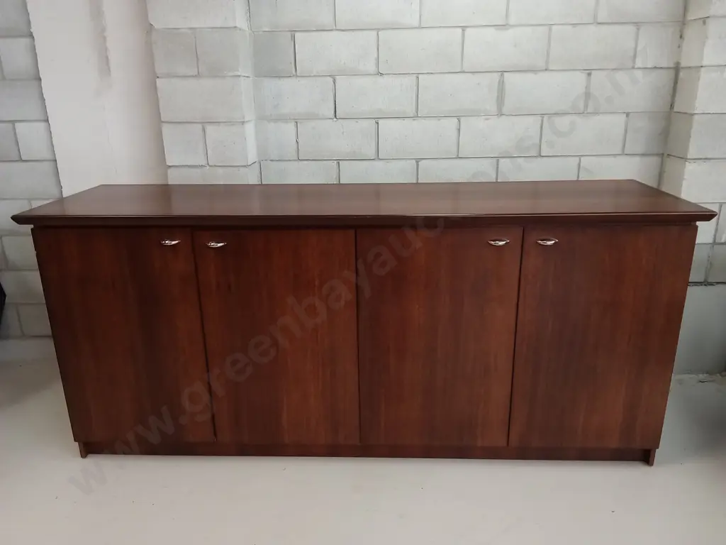 4 DOOR CREDENZA WITH SHELVES, H 105M X W 240CM X D 65CM Image 1++