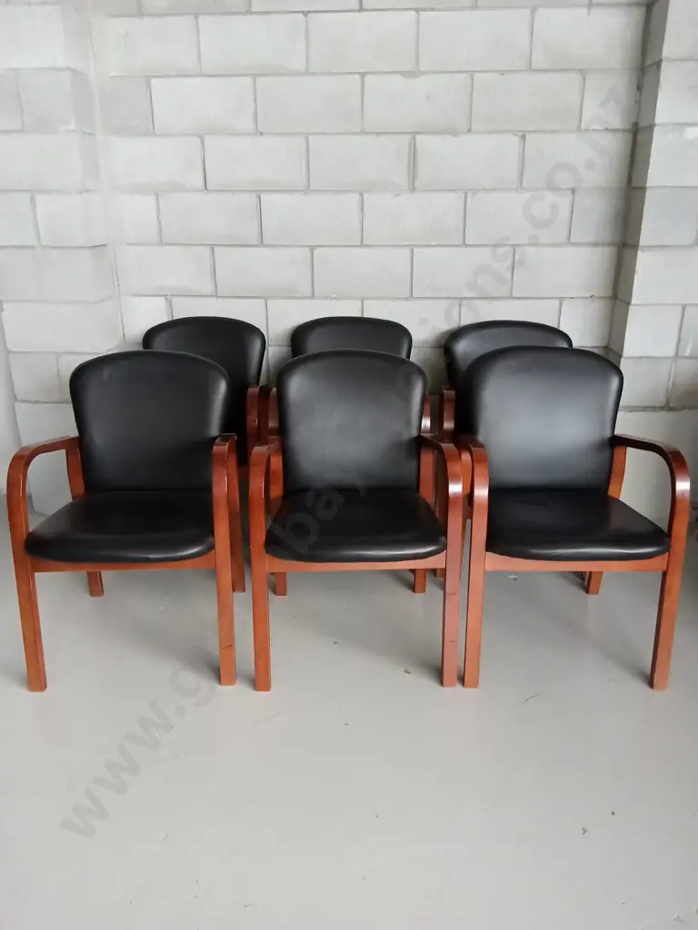 6X UPHOLSTERED GUEST CHAIRS WOTH WOODEN FRAMES Image 1++