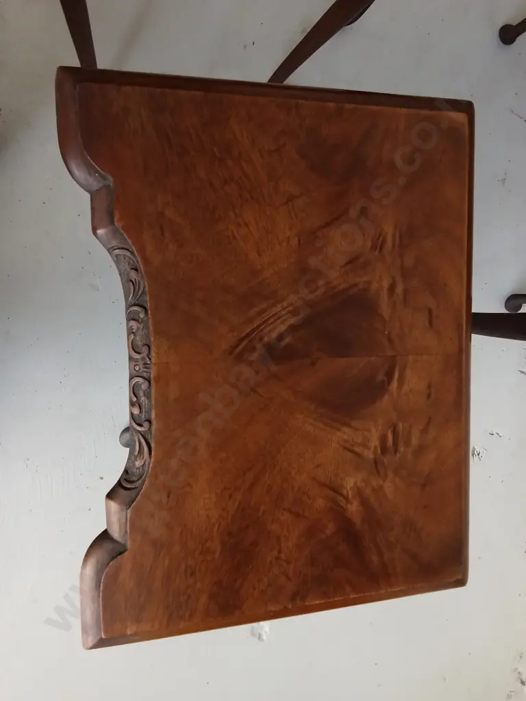 VINTAGE SET OF WOODEN NESTING TABLES WITH CARVED DETAILS, HEIGHT 59CM Image 1++
