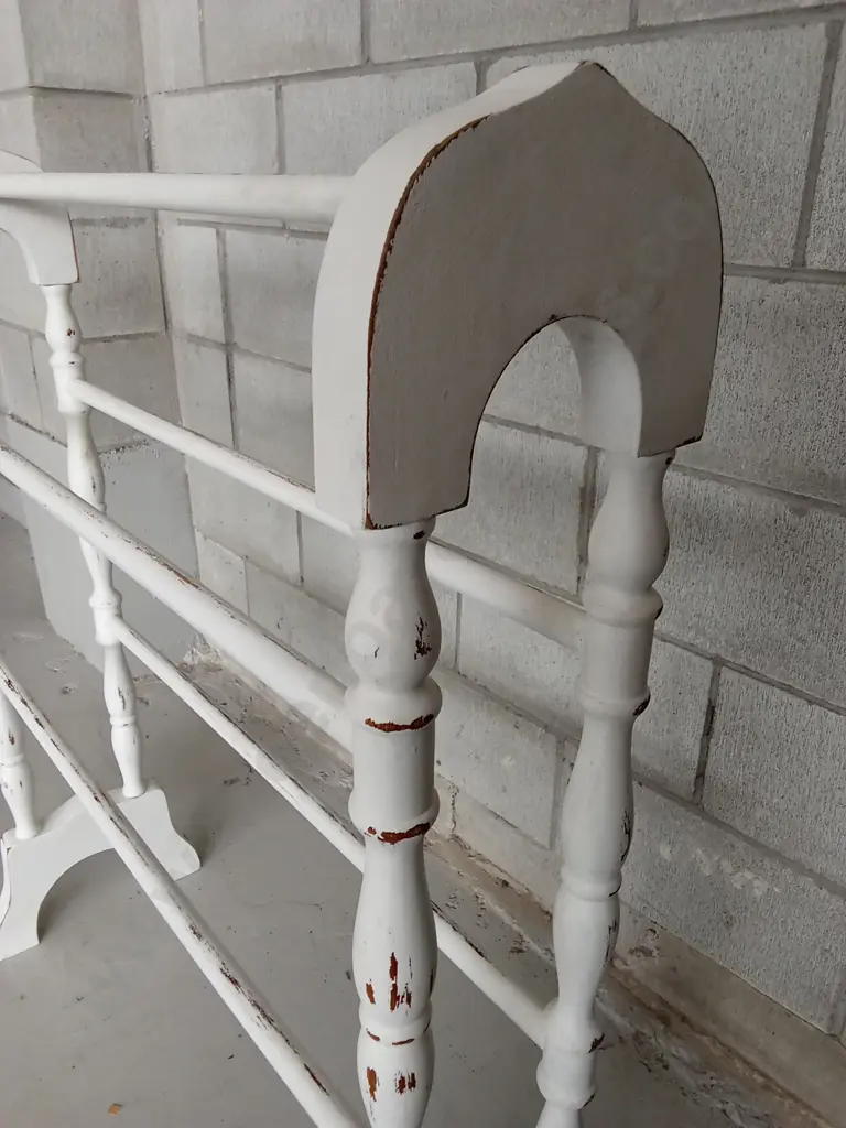 FREESTANDING WOODEN BLANKET AND TOWEL RACK, HEIGHT IS 103CM Image 1++