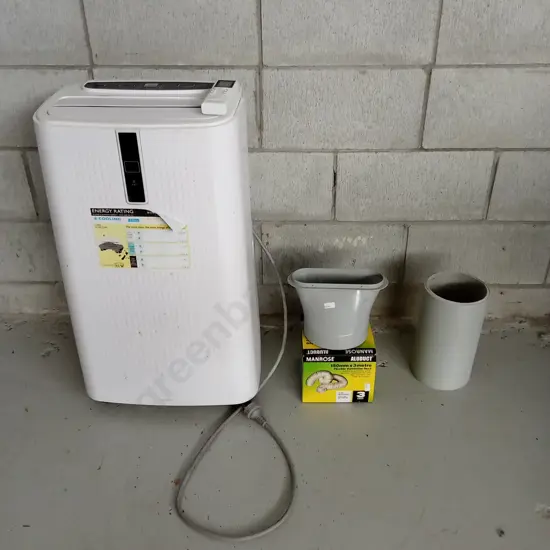 PORTABLE AIR CONDITIONER UNIT WITH VENTILATION DUCT AND OTHER PIECES