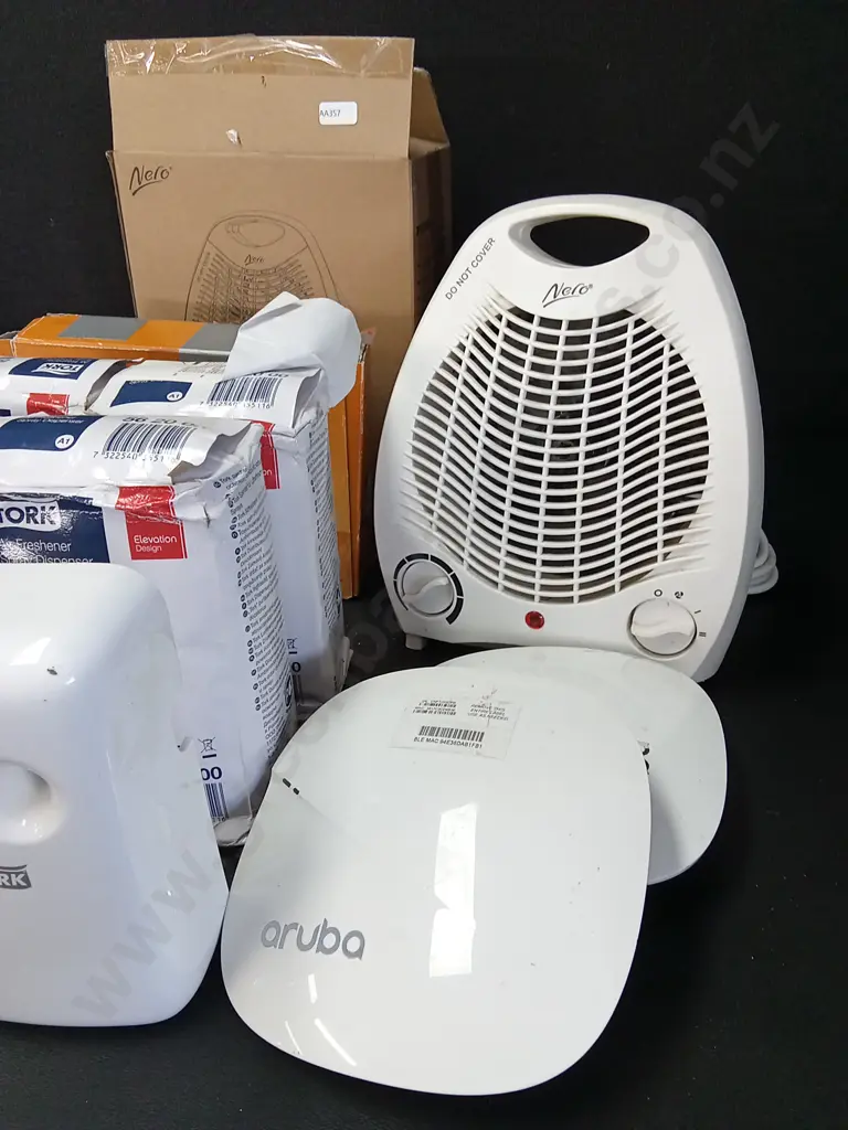 ASSORTED OFFICE DEVICES INCLUDING FANS, AIR FRESHENERS, HAND SANITIZER DISPENSERS AND MORE Image 1++