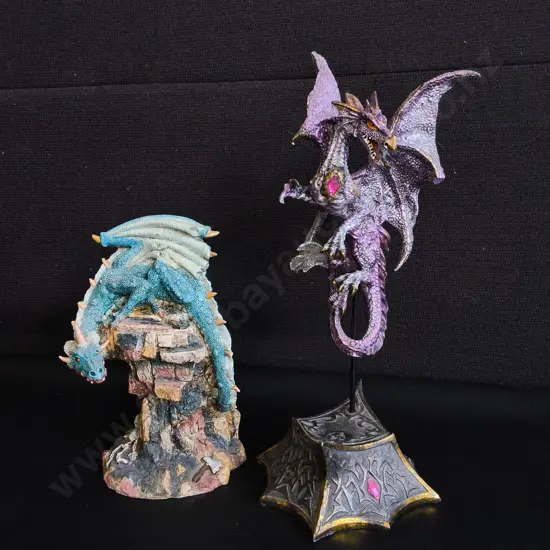 PAIR OF FANTASY DRAGON FIGURINES MADE OF POLYRESIN, TALLEST H 30 CM PURPLE DRAGON IS AN LED LIGHT