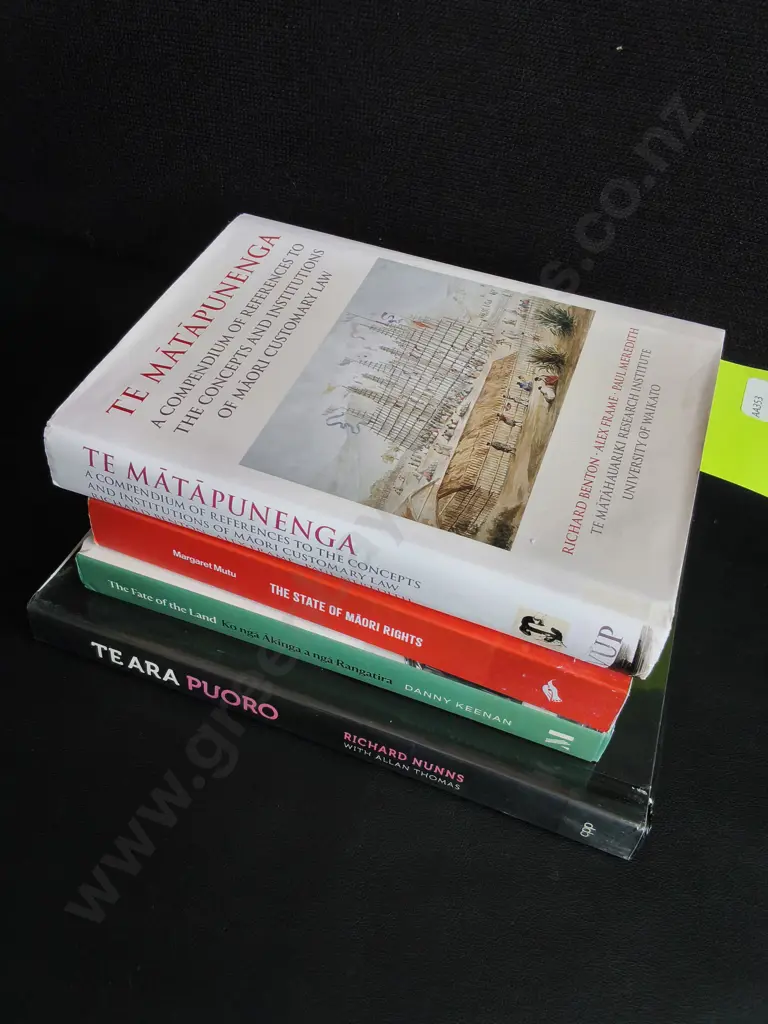4 BOOKS ON MĀORI HISTORY AND CULTURE Image 1++