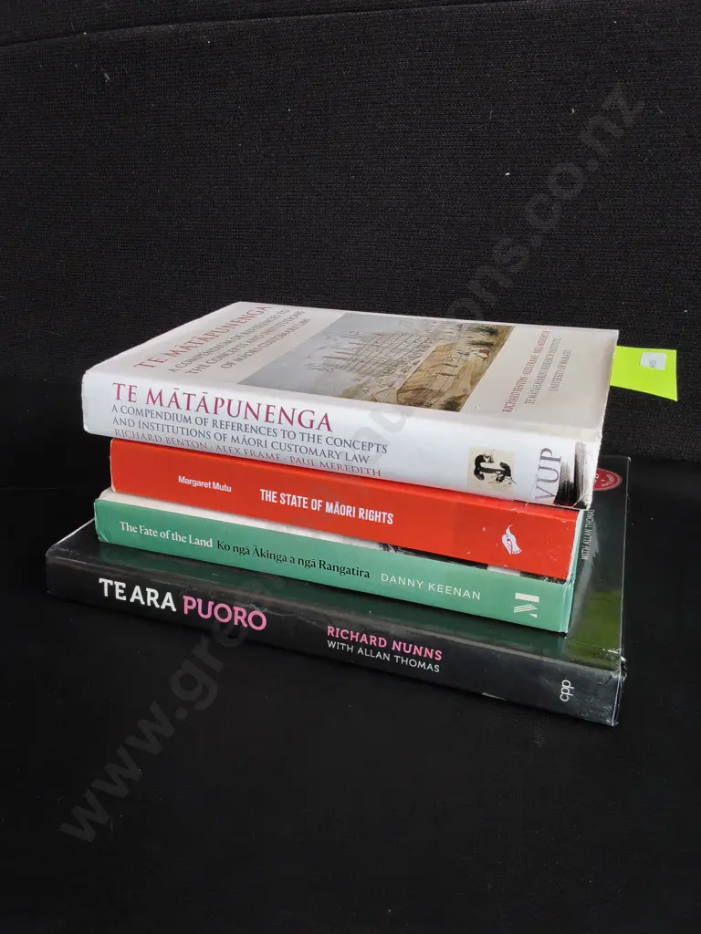 4 BOOKS ON MĀORI HISTORY AND CULTURE Image 1++