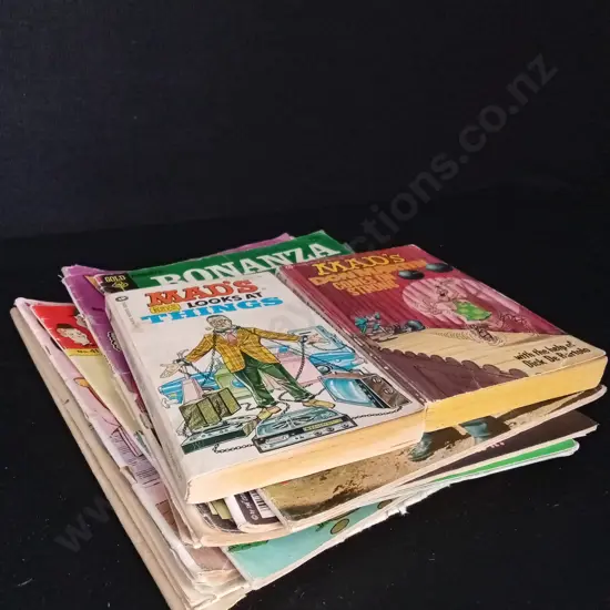 12 VINTAGE COMIC BOOKS