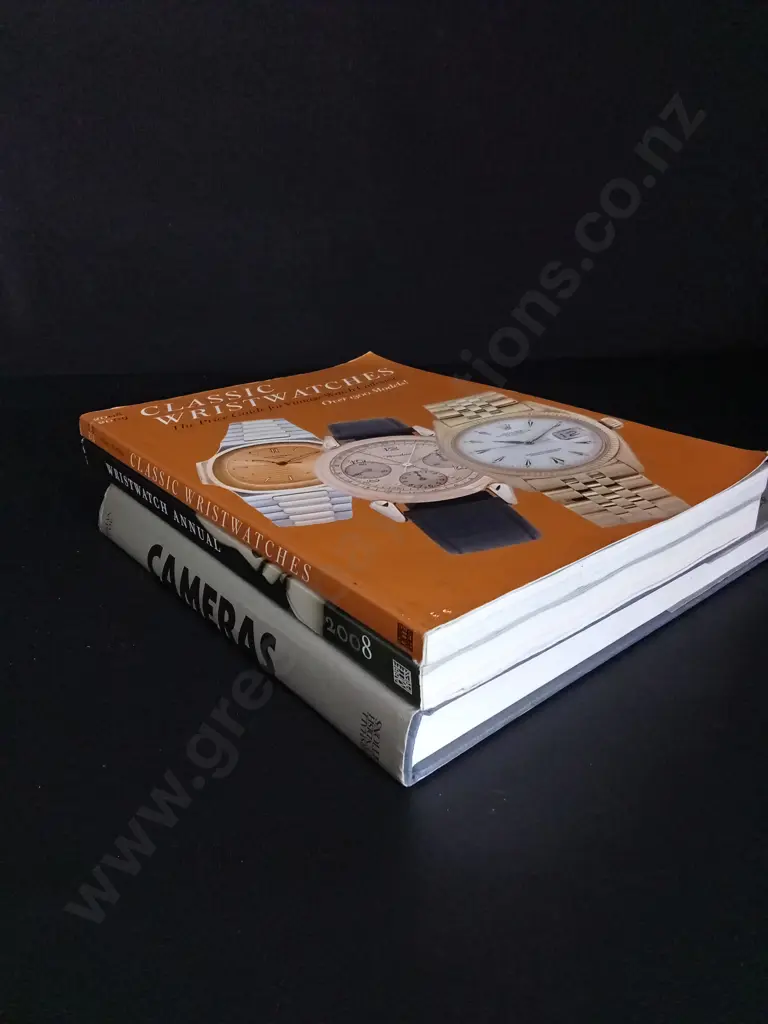 3 BOOKS ABOUT WATCHES Image 1++