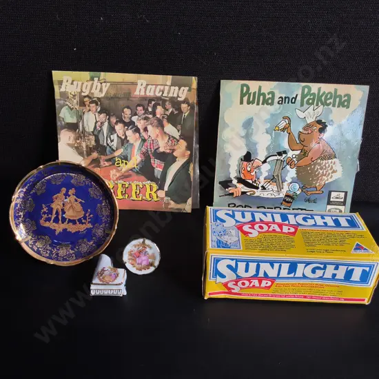 MISCELLANEOUS MIX OF VINTAGE ITEMS