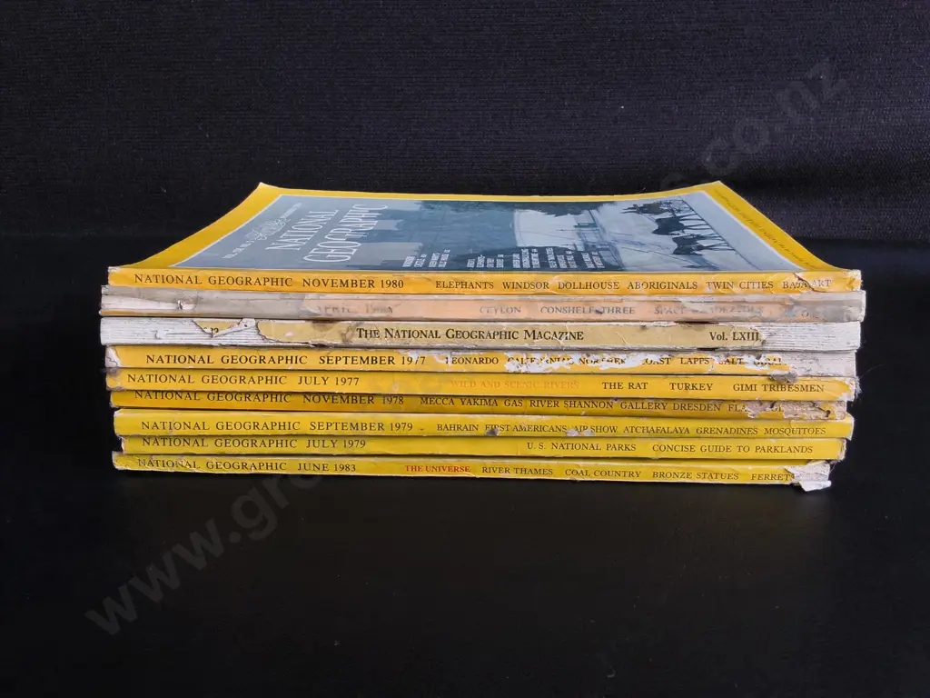 9 VINTAGE NATIONAL GEOGRAPHIC MAGAZINES Image 1++