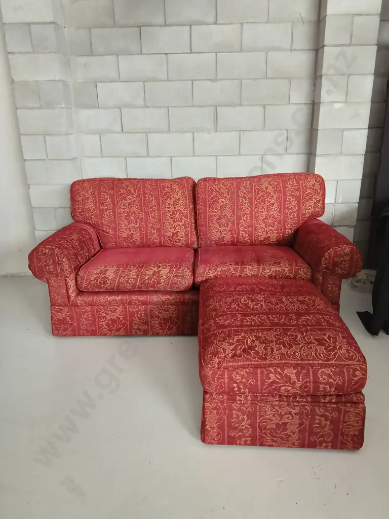 TWO LARGE MARKS & SPENCER SOFAS WITH TWO FOOTRESTS THAT EACH FOLD OUT TO MAKE BED, W 210CM X D 100CM Image 1++