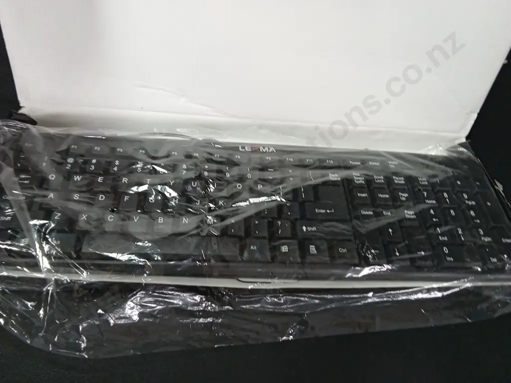 4 LEXMA LIFEKEY 6500 KEYBOARDS Image 1++