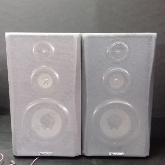 2 PIONEER SPEAKERS H46CM