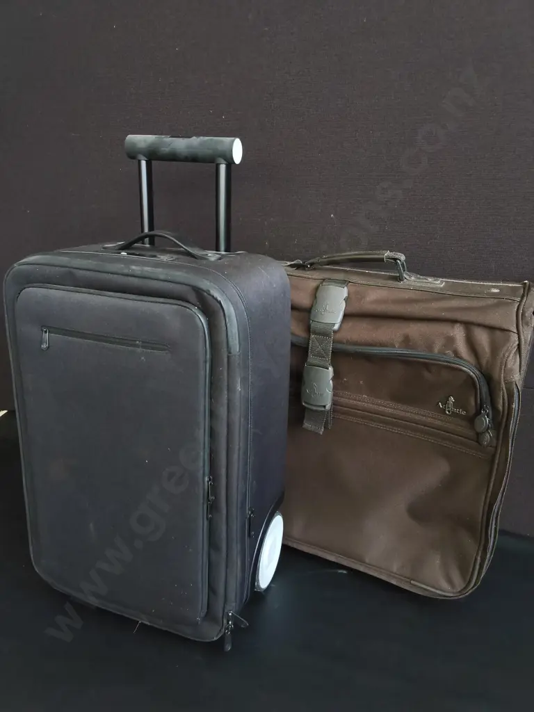 PAIR OF SUITCASES, TALLEST H 57 CM Image 1++