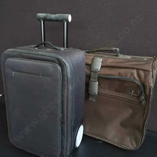 PAIR OF SUITCASES, TALLEST H 57 CM