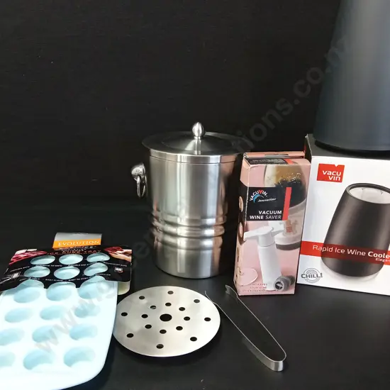 ICE WINE COOLER, WINE VACUUM SAVER, STAINLESS STEEL ICE BUCKET AND AN ICE TRAY