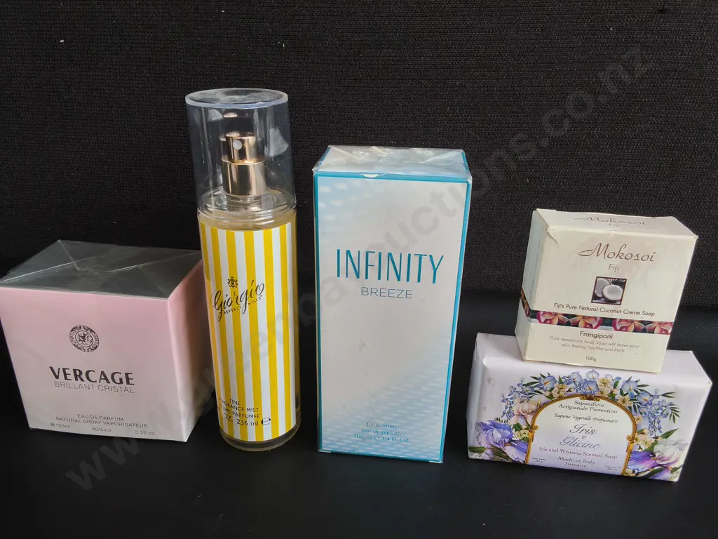 MIX OF BRAND NEW BEAUTY/ FRAGRANCE PRODUCTS Image 1++