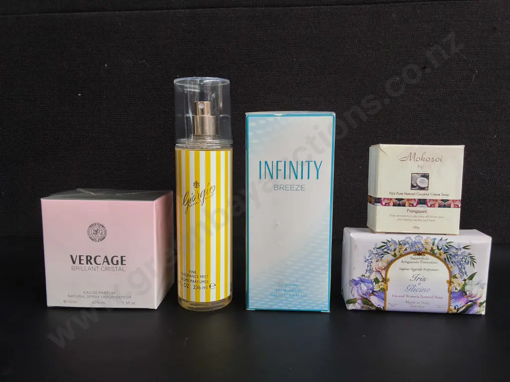 MIX OF BRAND NEW BEAUTY/ FRAGRANCE PRODUCTS Image 1++