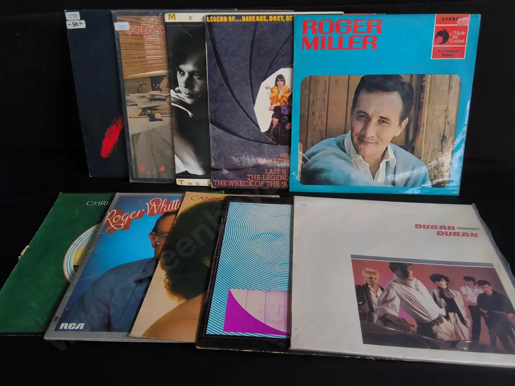 MIX OF 10 VINTAGE RECORDS Image 1++