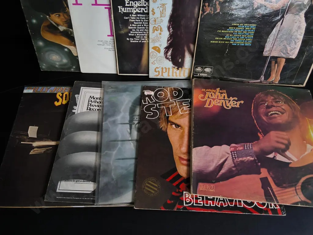 MIX OF 10 VINTAGE RECORDS Image 1++