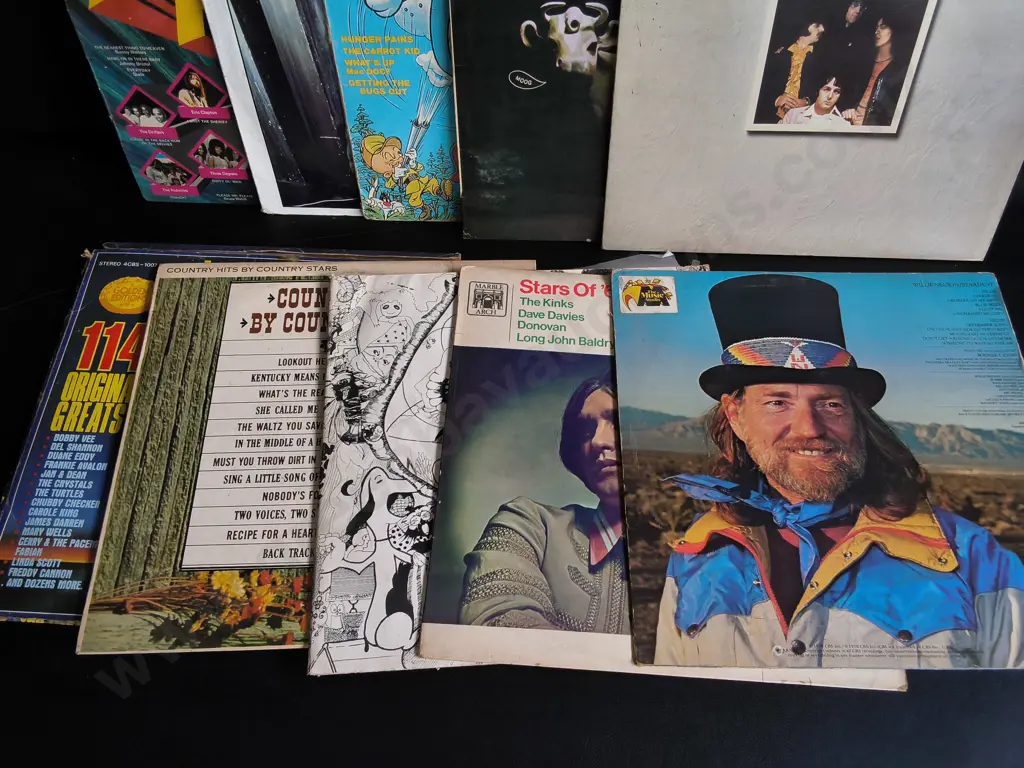 MIX OF 10 VINTAGE RECORDS Image 1++