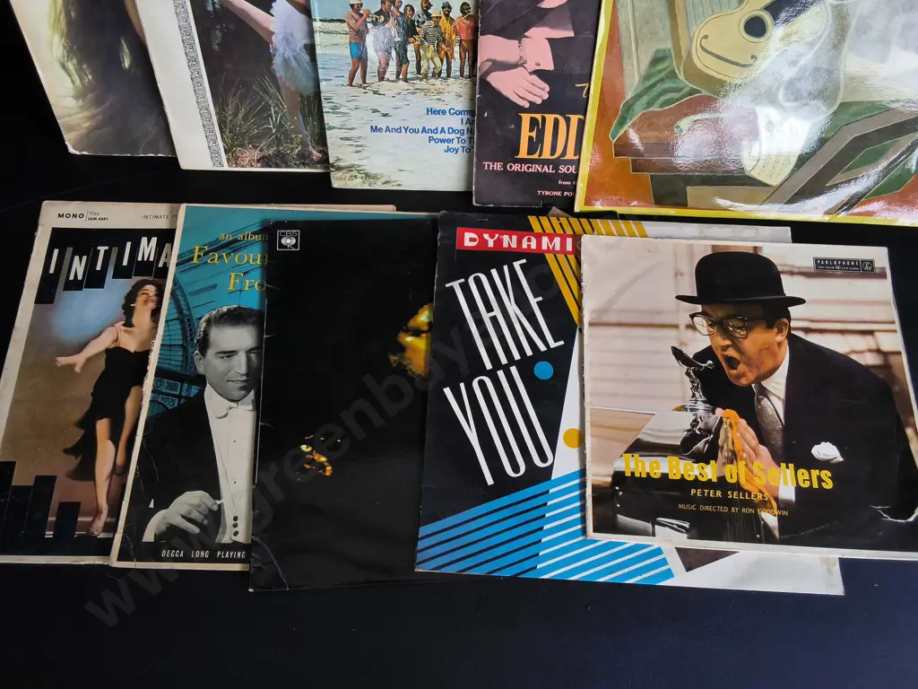 MIX OF 10 VINTAGE RECORDS Image 1++