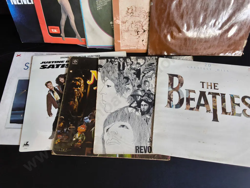 MIX OF 10 VINTAGE RECORDS Image 1++