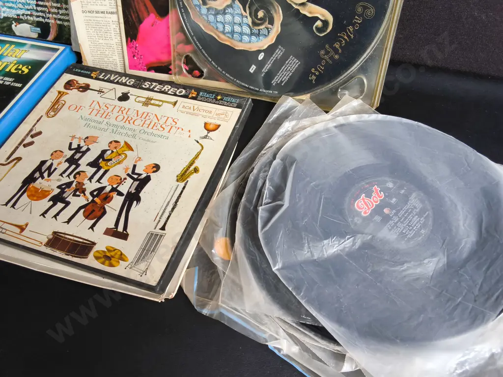 MIX OF VINTAGE RECORDS Image 1++