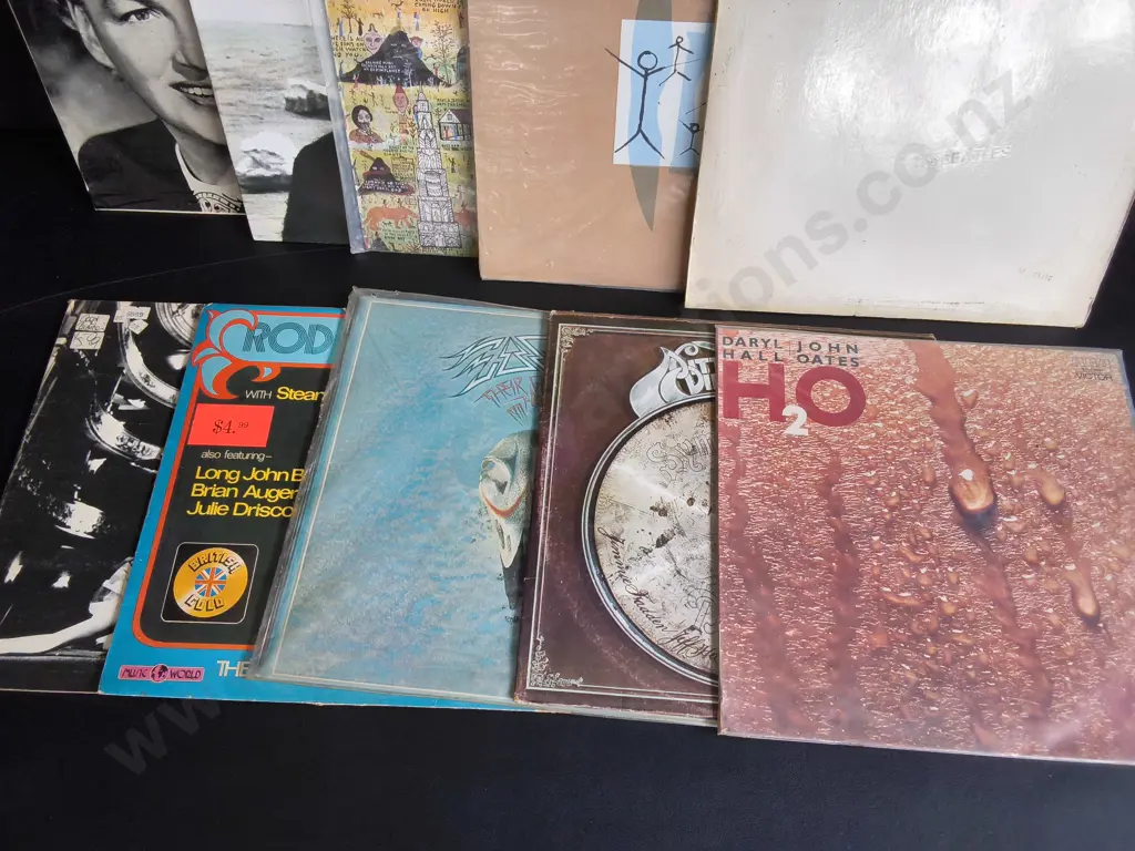 MIX OF 10 VINTAGE RECORDS Image 1++
