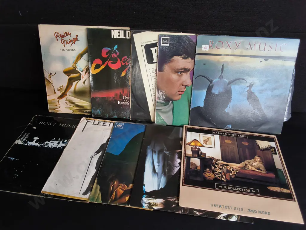 MIX OF 10 VINTAGE RECORDS Image 1++