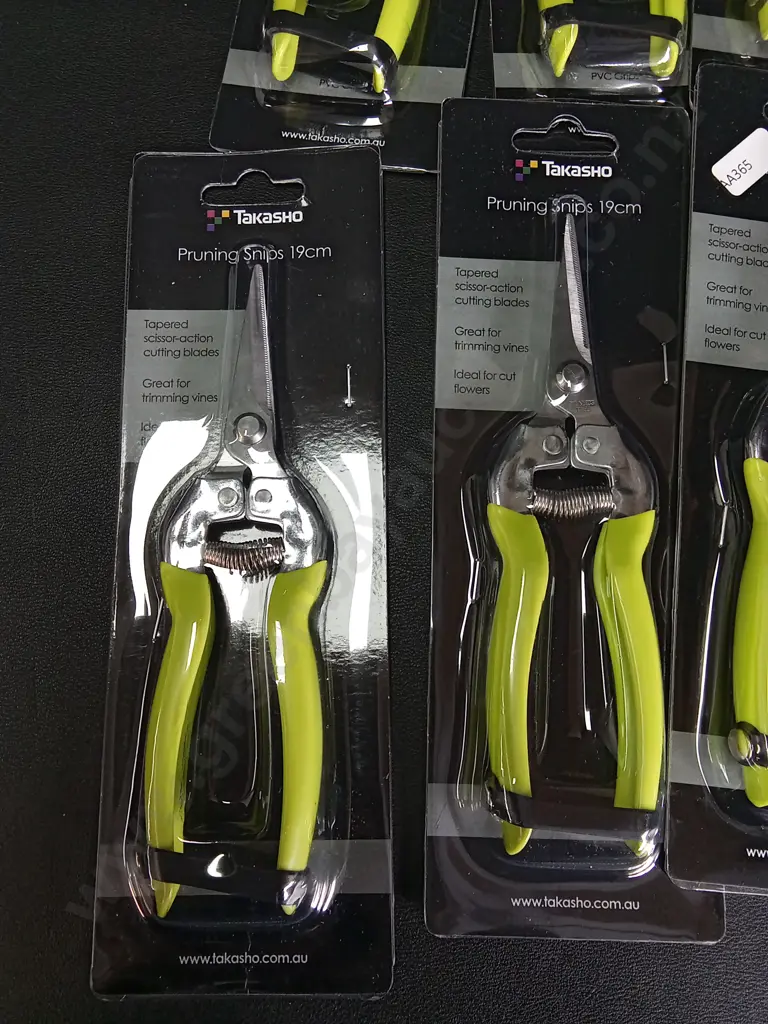 6 BRAND NEW TAKASHO PRUNING SNIPS 19CM Image 1++