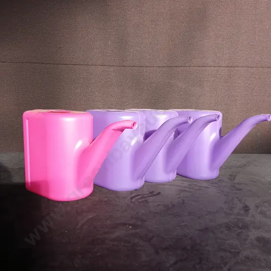 4 PLASTIC WATERING CANS