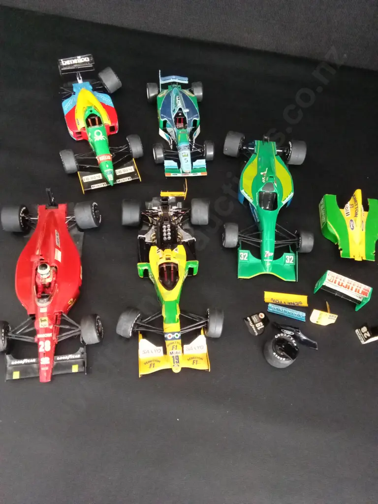 5 FORMULA 1 DIECAST MODELS LONGEST APPROX 23CM Image 1++