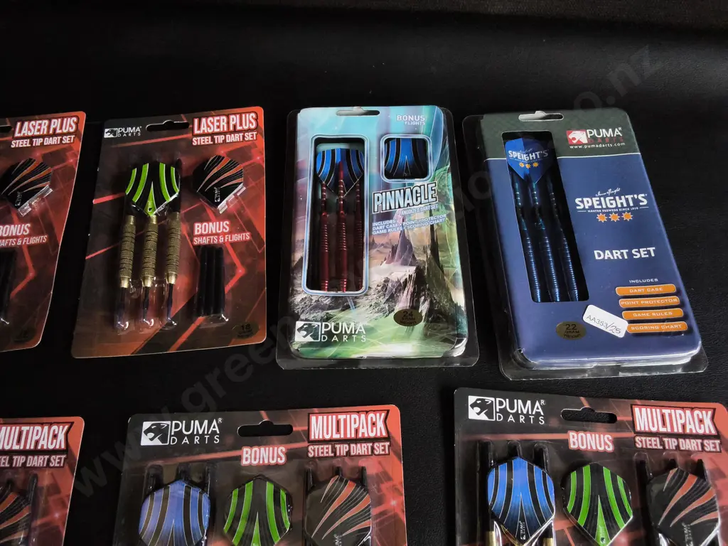 8 BRAND NEW PACKS OF DARTS Image 1++