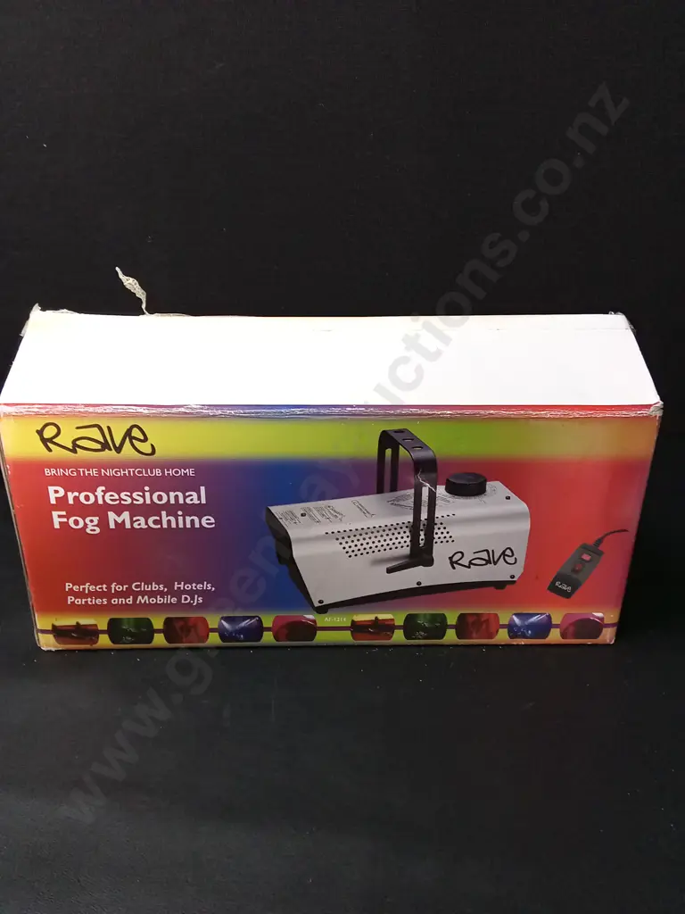 BRAND NEW RAVE PROFESSIONAL FOG MACHINE Image 1++