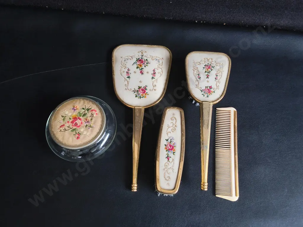 VINTAGE PETIT POINT MID CENTURY VANITY GROOMING SET, 5 PIECES Image 1++